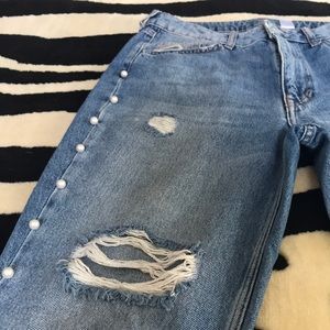Super cute Size 10 H&M pearl jeans